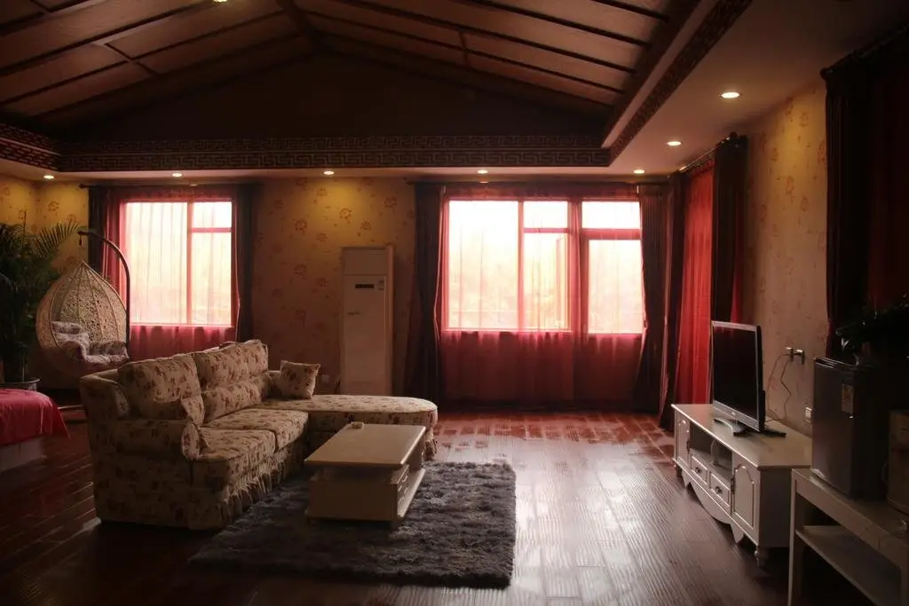 Пекин: Beijing Lingjian Xiaoxi Theme Business Hotel