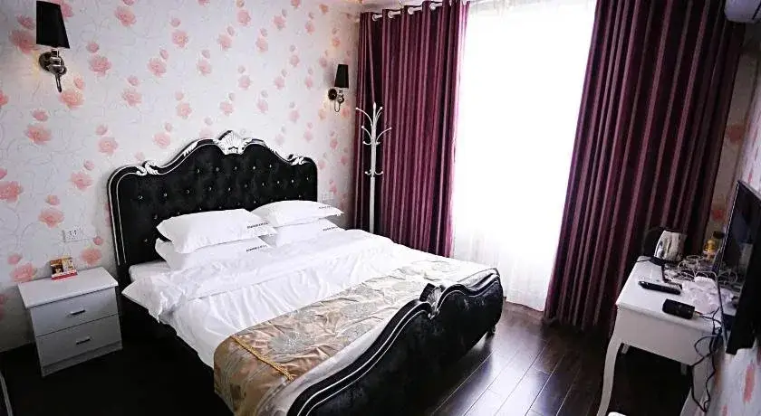 Чжанцзяцзе: Nanian Jinri Hotel