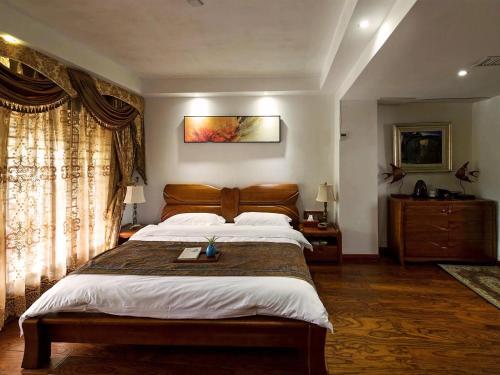 Сянси: Fenghuang Garden Hotel