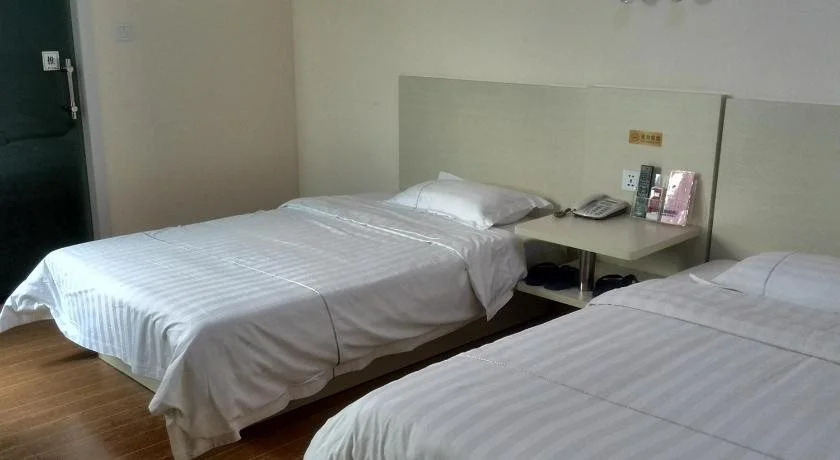 Гуанчжоу: e Home Hotel Nanzhou Railway Staion