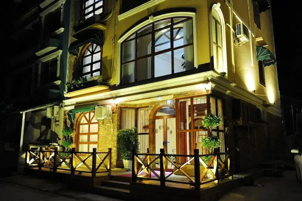 Чжанцзяцзе: Raimi Hotel