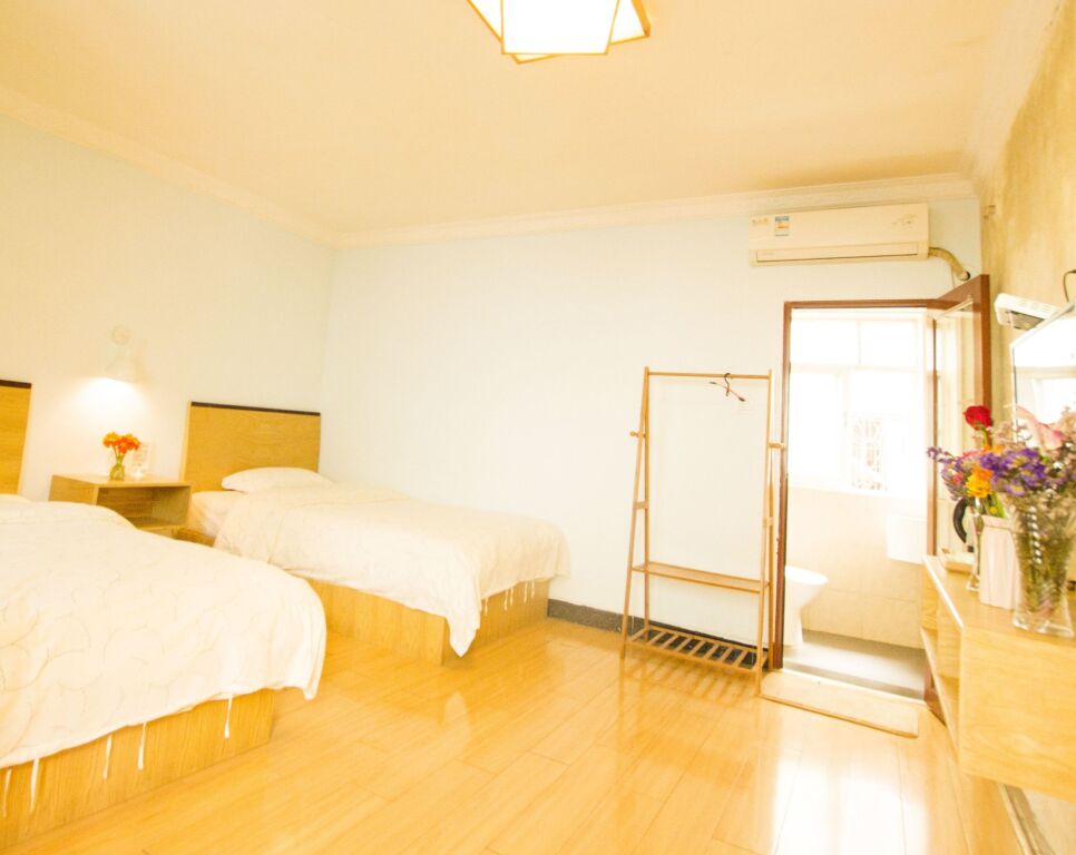 Guilin Cyan Box Hotel — фото 1