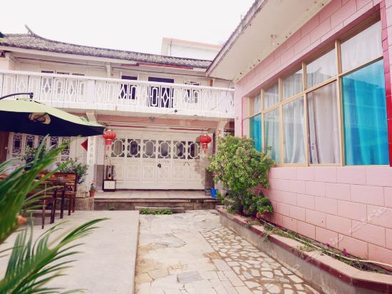 Дали: Xizhou Walk Hostel