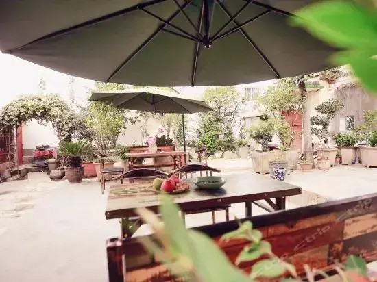 Дали: Xizhou Walk Hostel