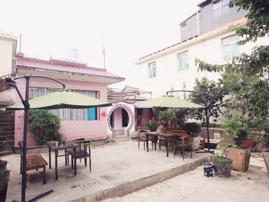 Дали: Xizhou Walk Hostel