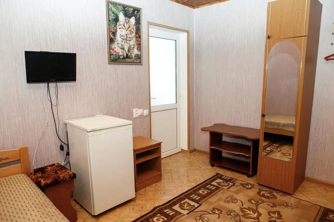 Витязево: Cottage Turgeneva 98 B