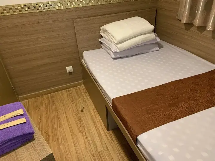 Гонконг: Lucky Guest House