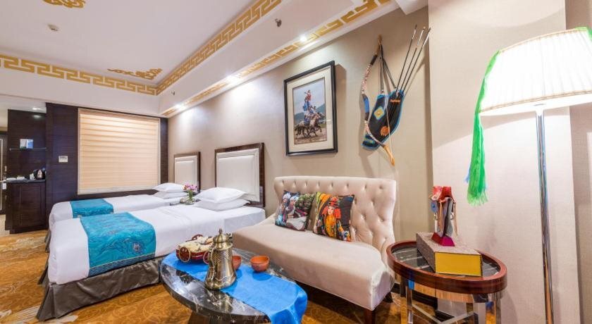 Улан-Хото: Xing'anmeng Biguiyuan Phoenix Hotel