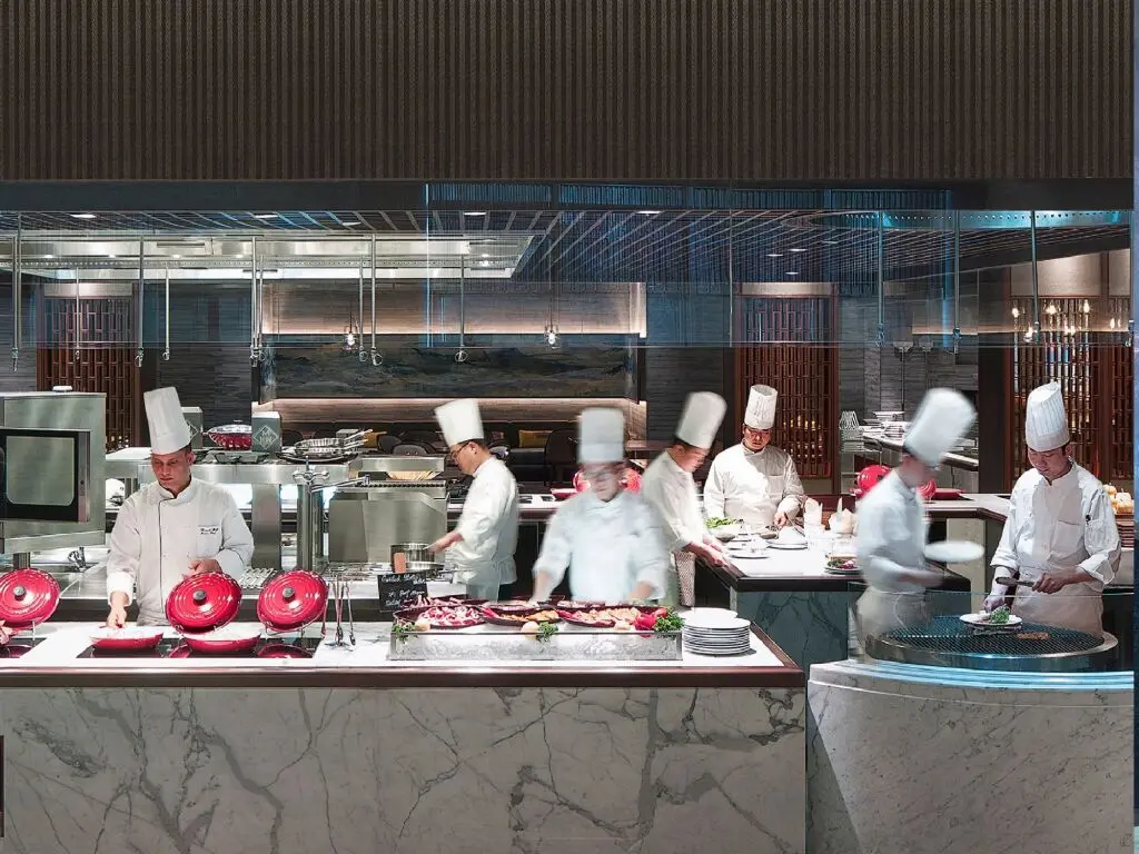 Пекин: NUO Hotel Beijing