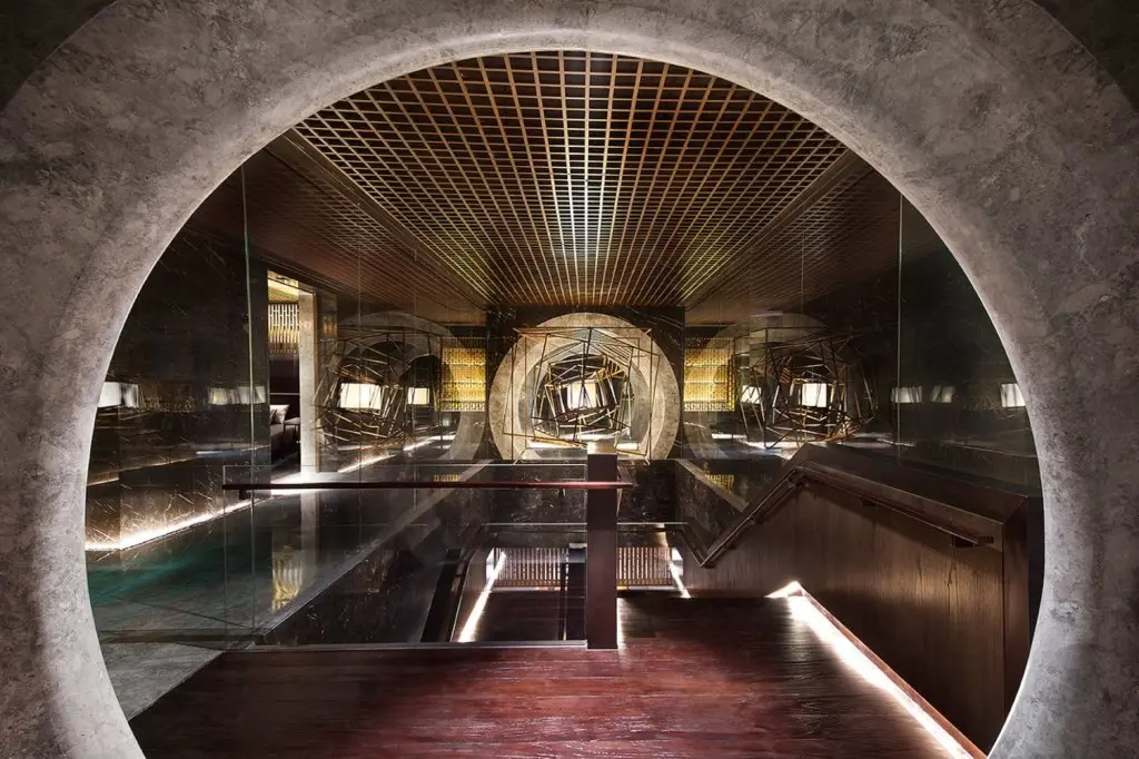 Пекин: NUO Hotel Beijing