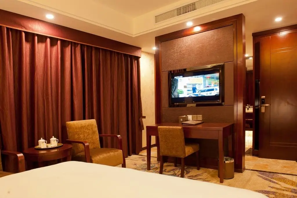 Чэнду: Rui Xin Hotel