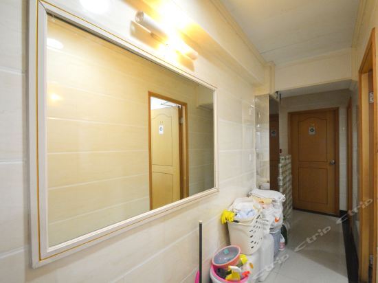 Гонконг: The Great Wall Guest House