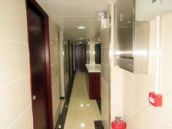 Гонконг: The Great Wall Guest House