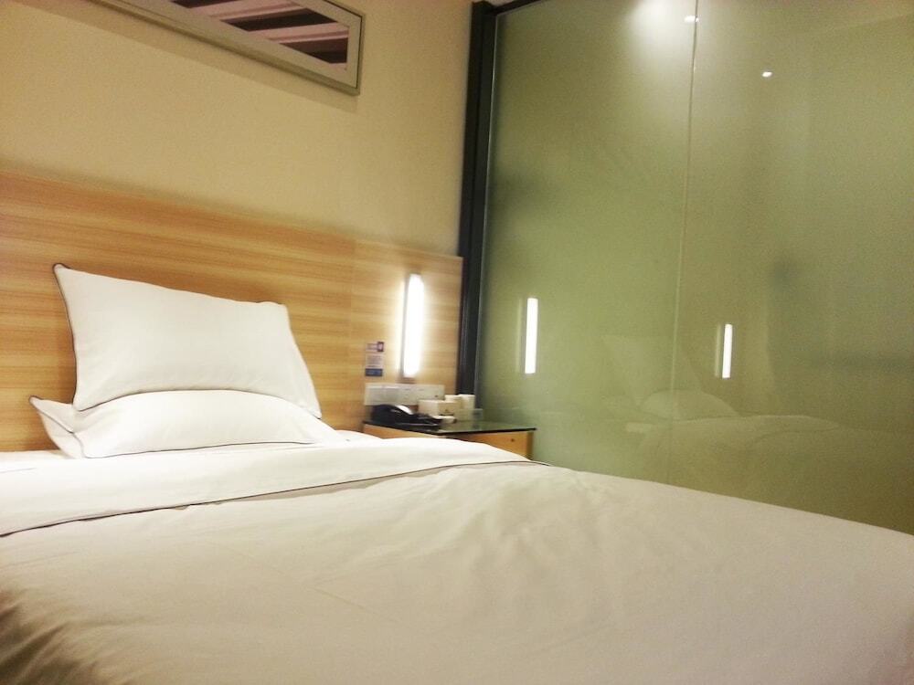Гуанчжоу: Denise Hotel Apartment(Shangxiajiu Branch)