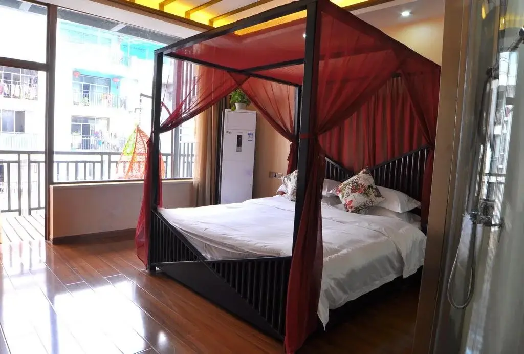 Чжанцзяцзе: E Fashion Hotel