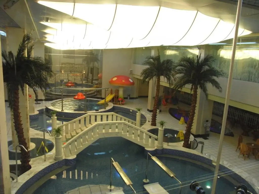 Вэйхай: Oriental Freedom Business Center