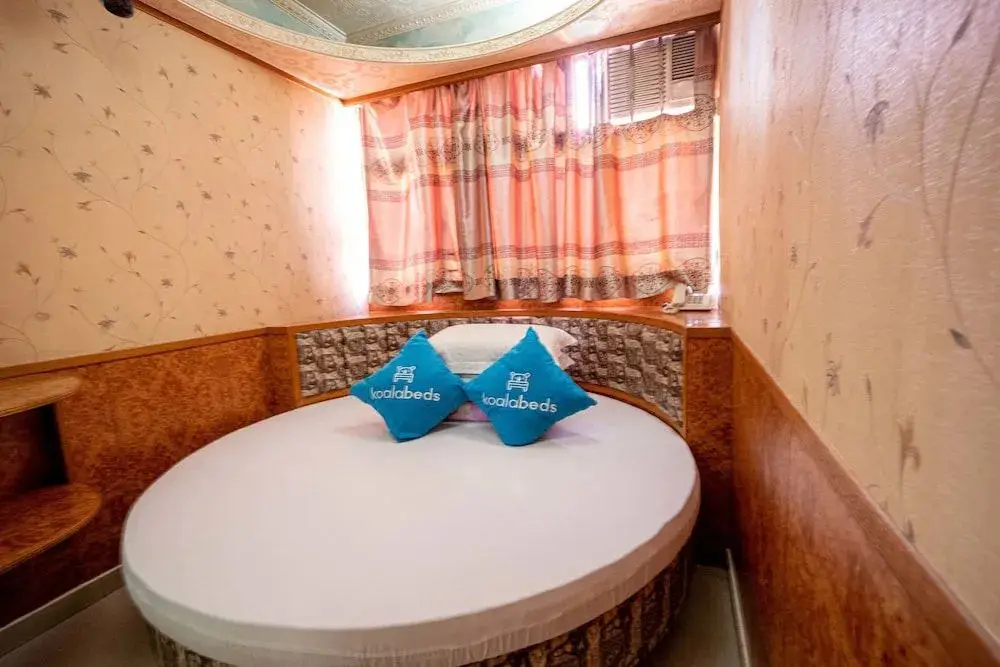 Коулун: Chung King Hotel (Managed by Koalabeds Group)