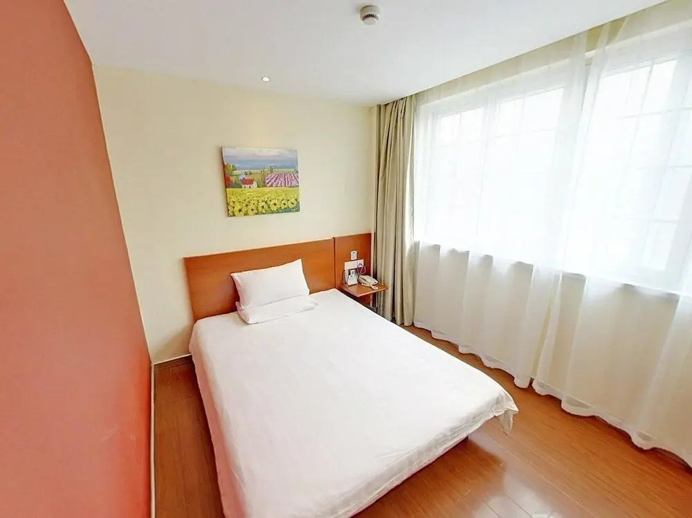 Шэньчжэнь: Hanting Express Shenzhen Huaqiang Bei