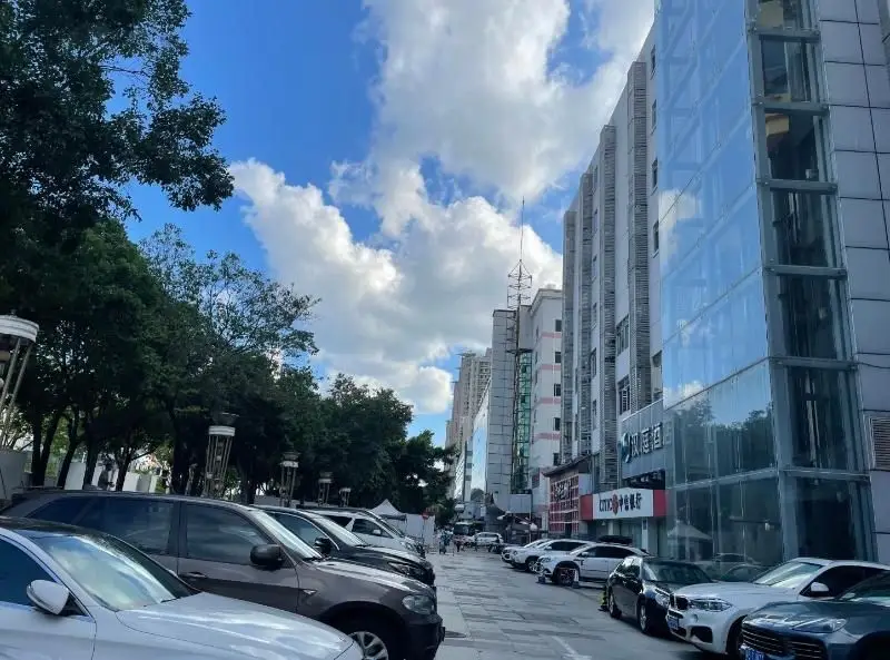 Шэньчжэнь: Hanting Hotel Shenzhen Convention Center Branch