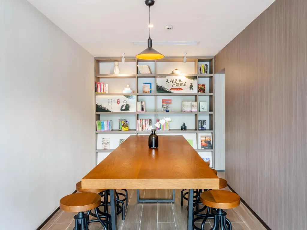 Шэньчжэнь: Hanting Hotel Shenzhen Huaqiang Center Park