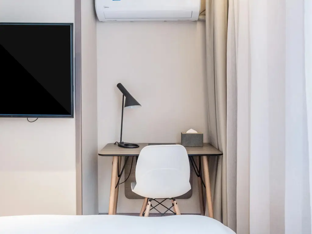 Шэньчжэнь: Hanting Hotel Shenzhen Huaqiang Center Park