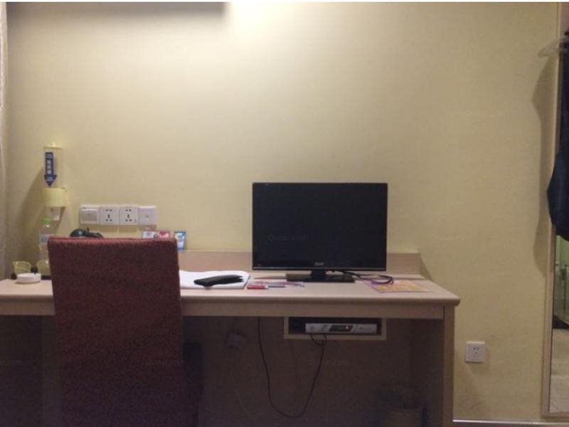 Иу: Hanting Hotel Chou Zhou North Road