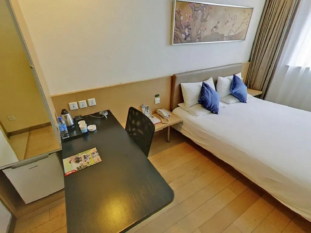 Шанхай: Hanting Hotel Shanghai West Nanjing Road Branch