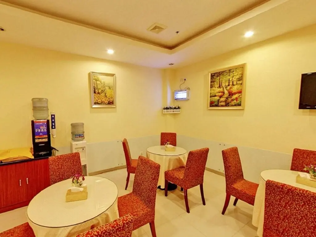 Шанхай: Hanting Hotel Shanghai Caohoejing Gubei