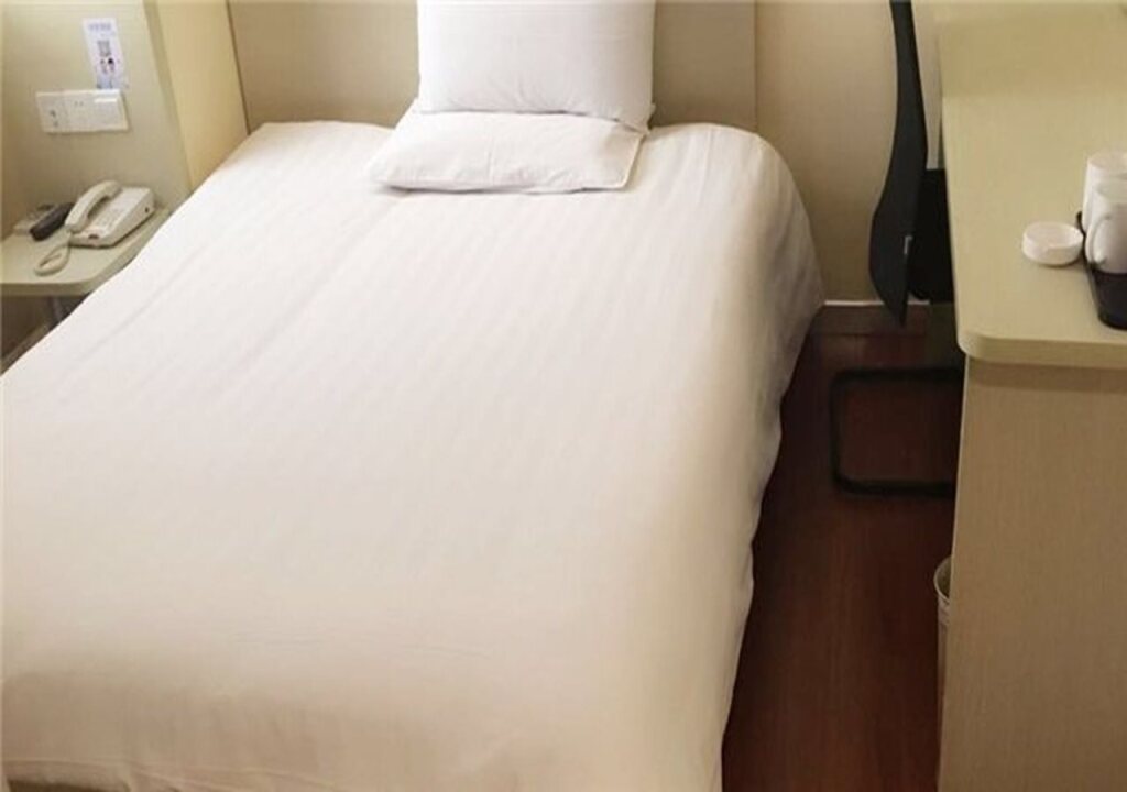 Шанхай: Hanting Hotel Shanghai Jiaotong University Jiangch