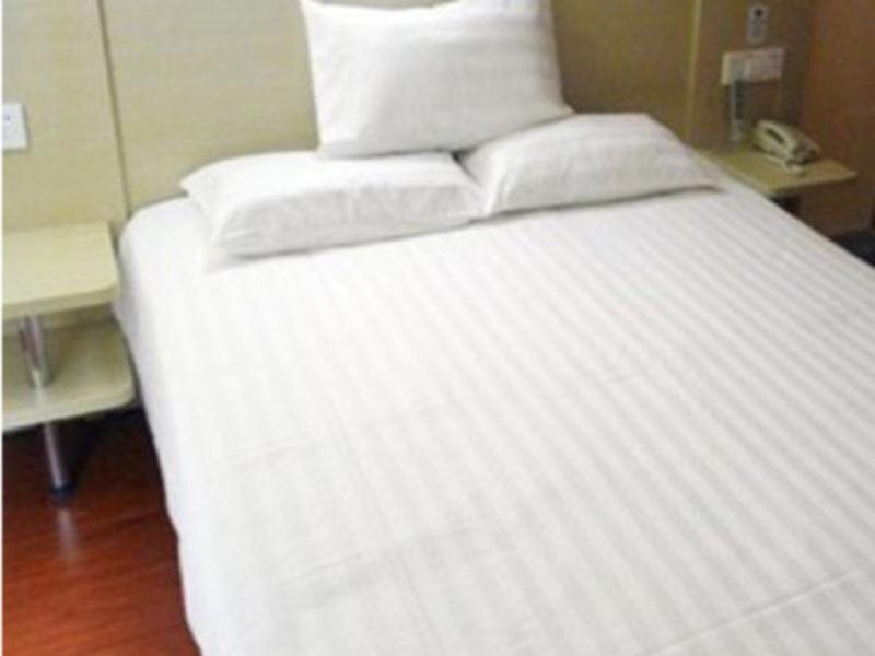Чанчунь: Hanting Jiudian Zhangchun Anda Jie