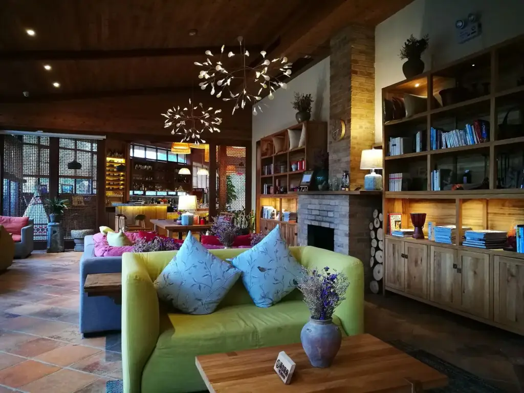 Яншо: The Apsara Lodge