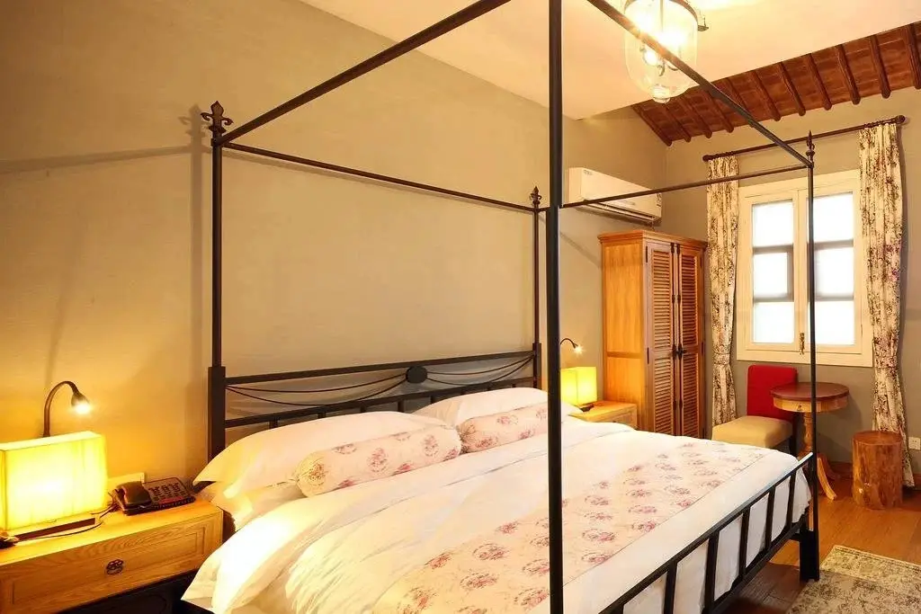 Цзясинь: Wuzhen Wu Cun