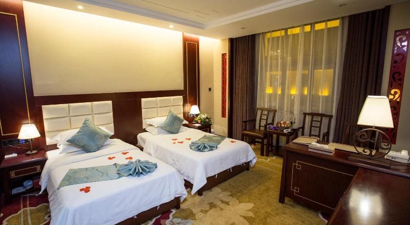 Цзюцюань: Dunhuang Hua Xia International Hotel