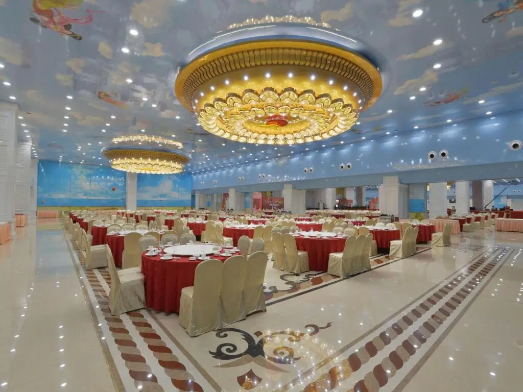Hunan WanJiaLi World Trade Hotel — фото 1