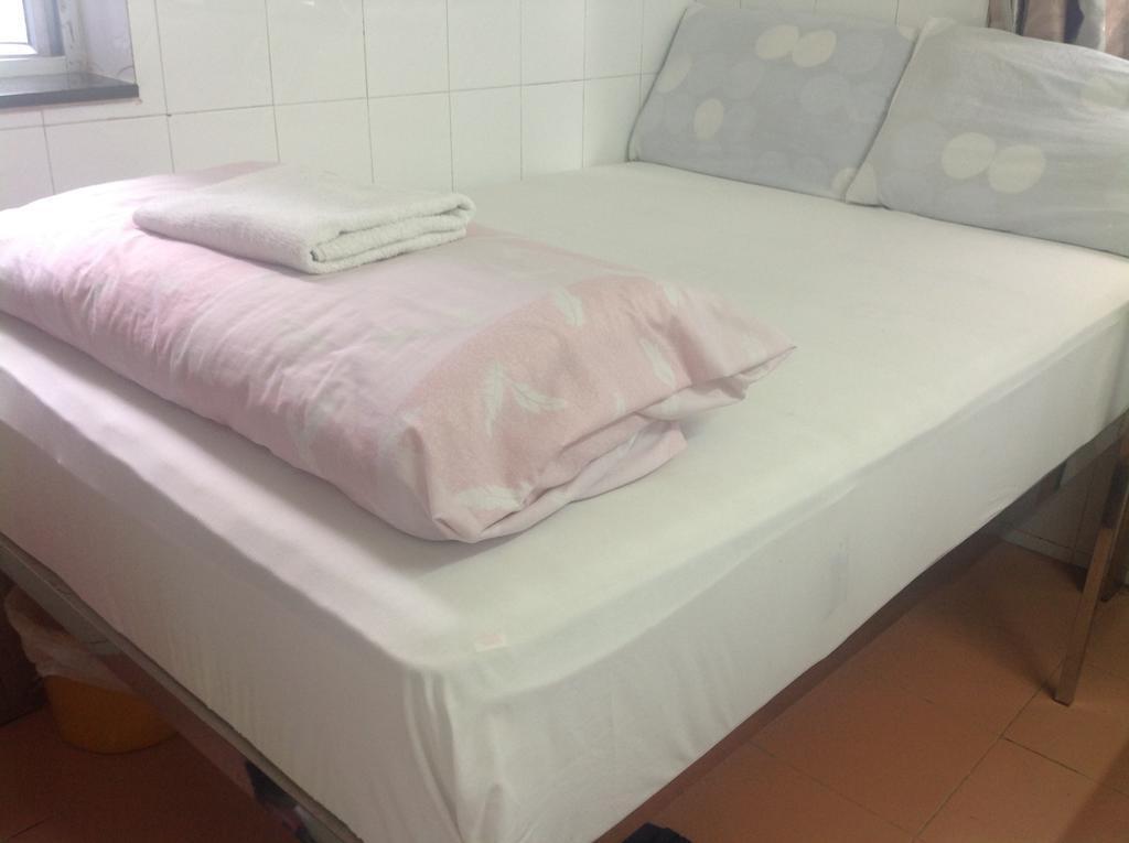 Гонконг: United co-operate Guest house