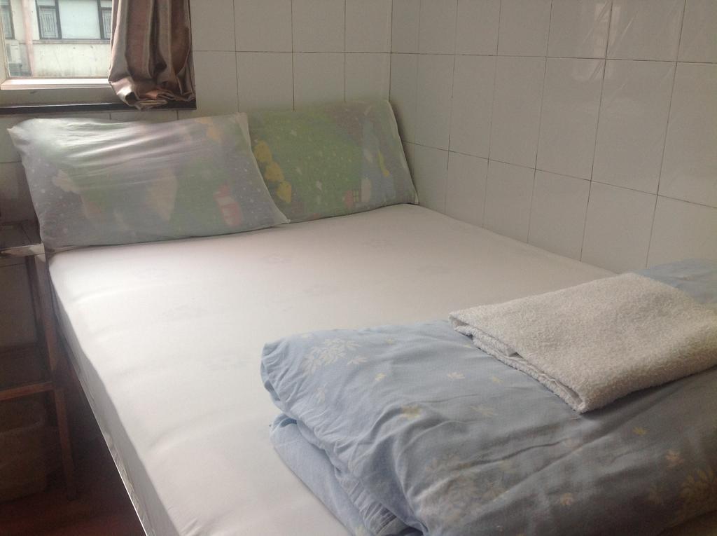 Гонконг: United co-operate Guest house
