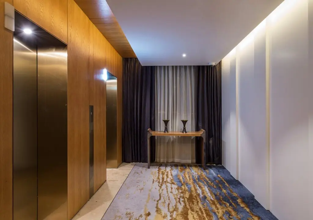 Шанхай: Four Points by Sheraton Shanghai, Kangqiao