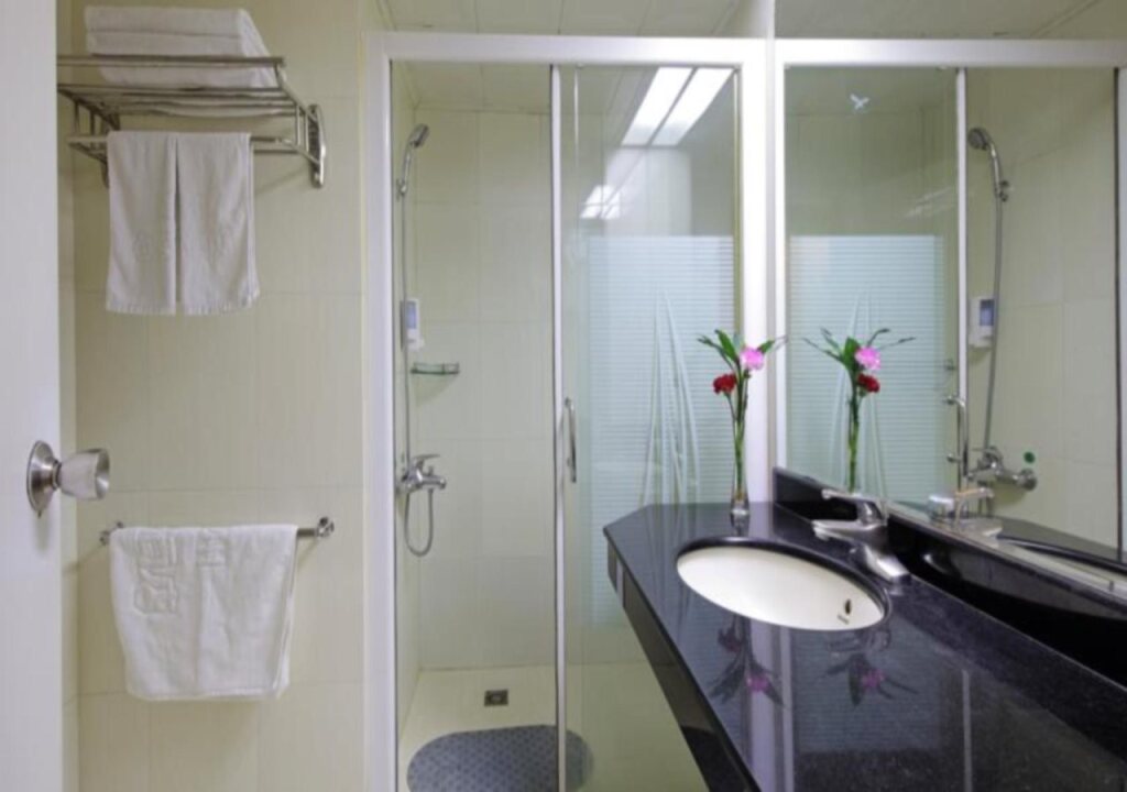 Гуанчжоу: LN White House Hotel