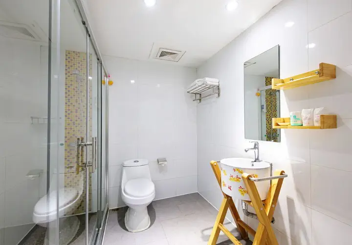 Гуанчжоу: LN White House Hotel