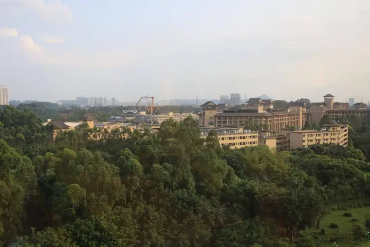 Гуанчжоу: Nomo Apartment Changlong Paradise North Gate