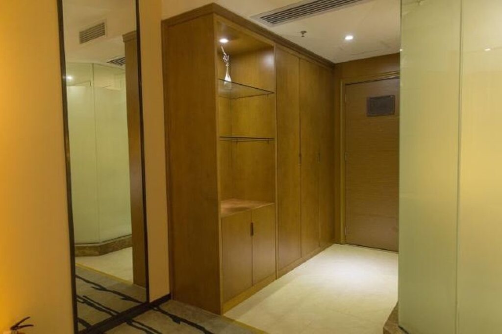 Гуанчжоу: Lavande Hotel Guangzhou Tianhe Gangding Metro Station
