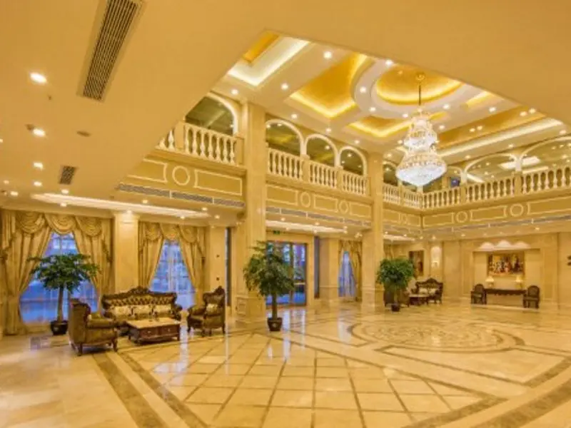 Наньпин: Vienna International Hotel Wuyishan Mountain Wuyi