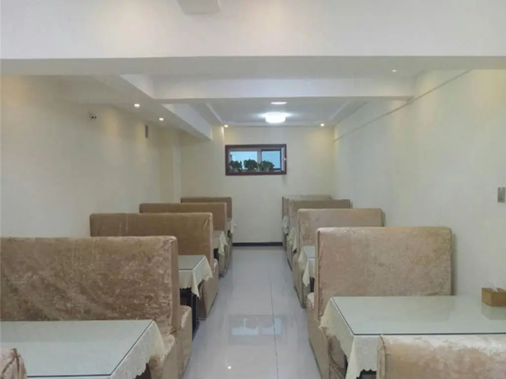 Чэндэ: GreenTree Inn Chengde Luanping Luanyang Road Xiangyuan Road Express Hotel