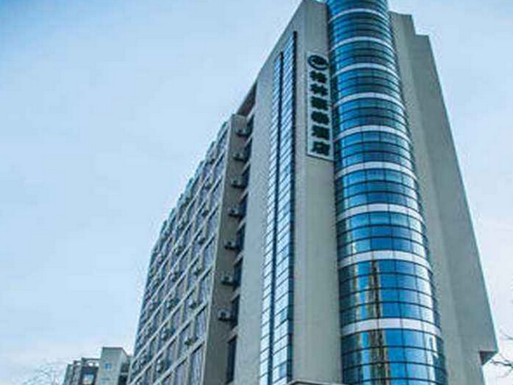 GreenTree Inn Chengde Luanping Luanyang Road Xiangyuan Road Express Hotel — фото 1