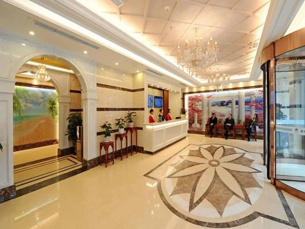 Гуанъюань: GreenTree Inn Guangyuan Lizhou West Road Business Hotel