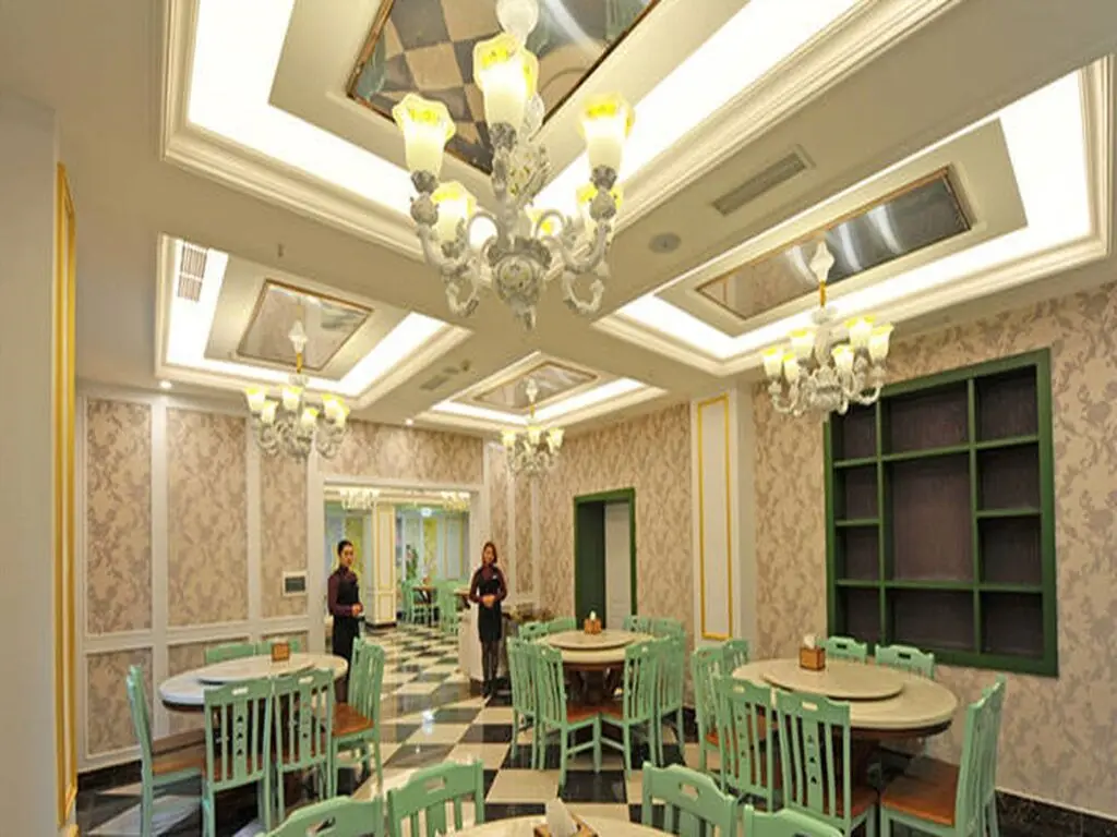 Гуанъюань: GreenTree Inn Guangyuan Lizhou West Road Business Hotel