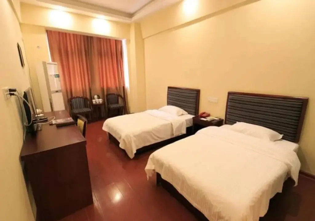 Лючжоу: GreenTree Inn Guangxi Liuzhou Railway Station Hongguang Road Express Hotel