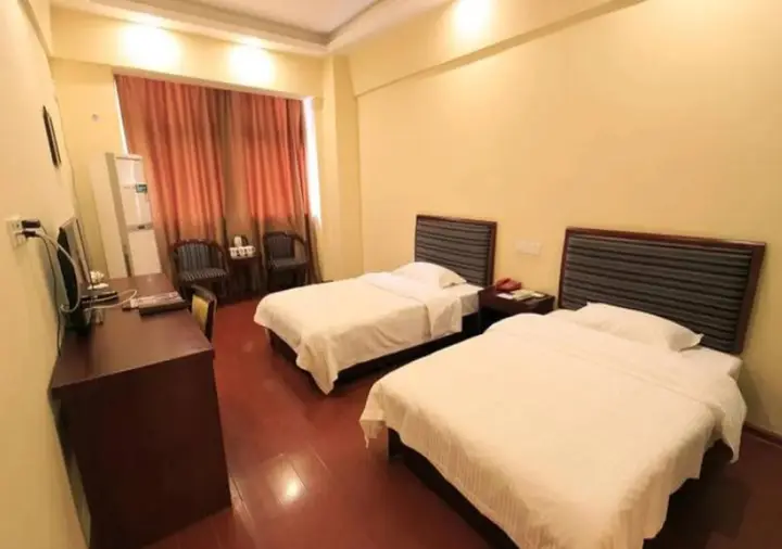 Лючжоу: GreenTree Inn Guangxi Liuzhou Railway Station Hongguang Road Express Hotel