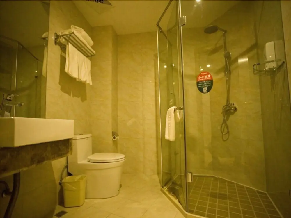 Янчжоу: GreenTree Inn YangZhou Jiangyang(E)Road Zhongxin Building Business Hot
