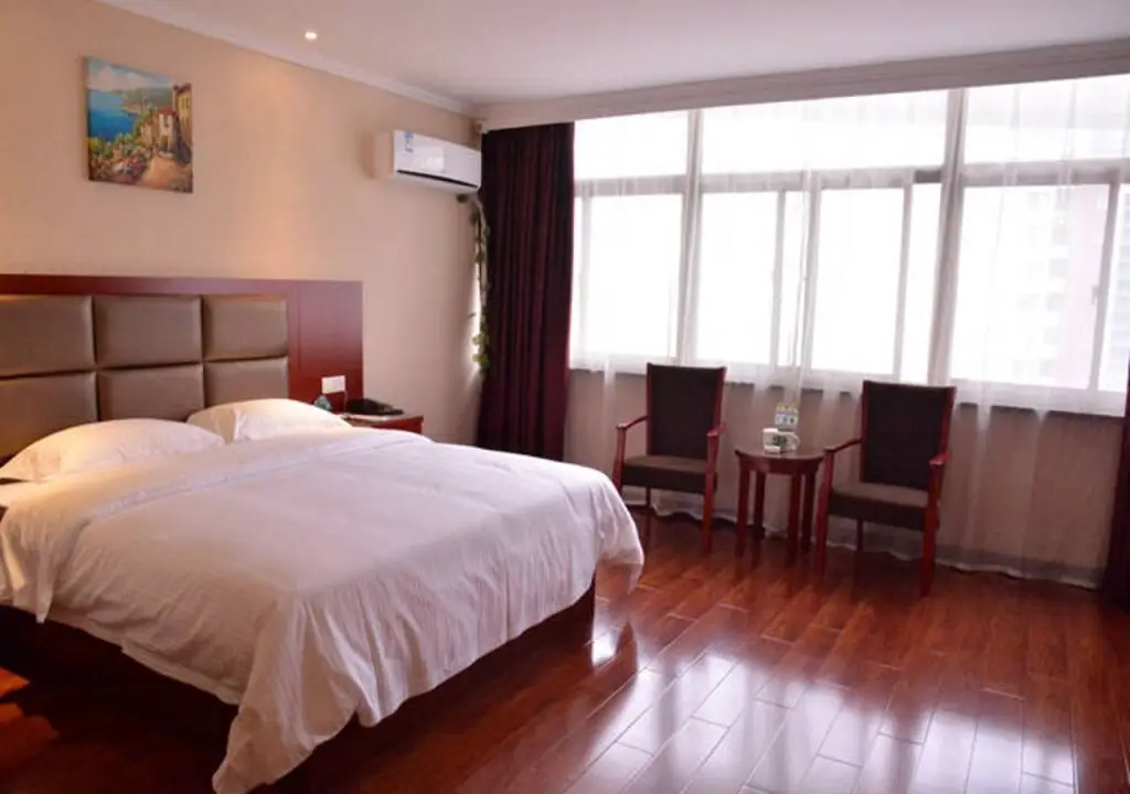 Уси: GreenTree Inn Suqian Bawangjuding Square Express Hotel